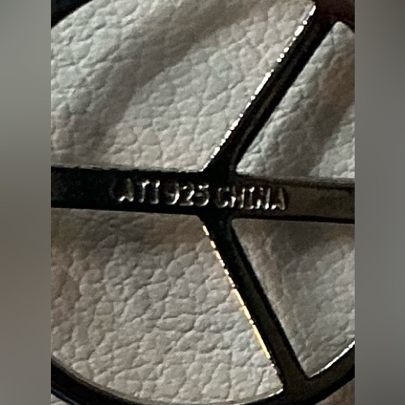 STERLING SILVER ATI 925 CHINA PEACE PENDANT ON MULTI COLOR SEED BEAD NECKLACE - Picture 2 of 2